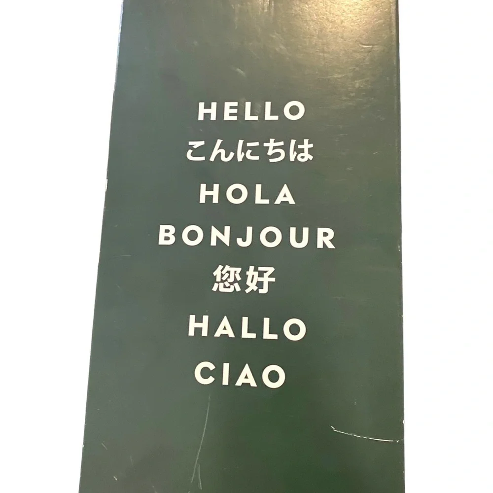 NWT Kate Spade New York Apple iPhone 6.1” (2021) small camera Hardshell Case
